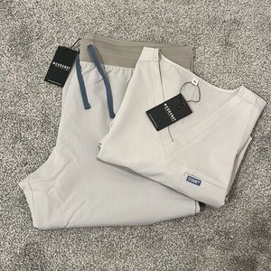 CODE NXT Overcast Grey Scrub Set, Size XL